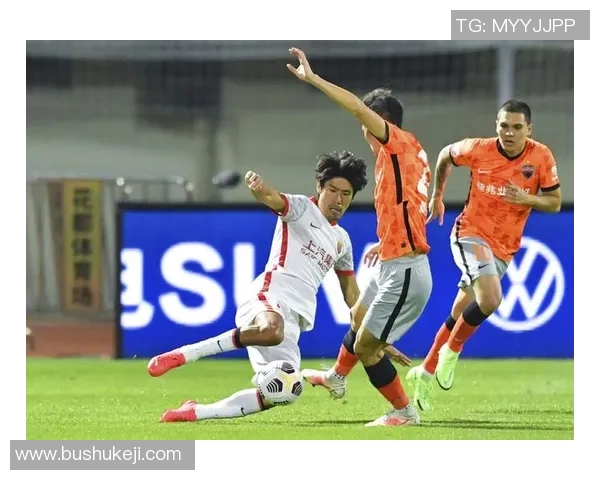 深入分析上海足球队的战术演变与转换打法的成功之道 深入分析上海足球队的战术演变与转换打法的成功之道