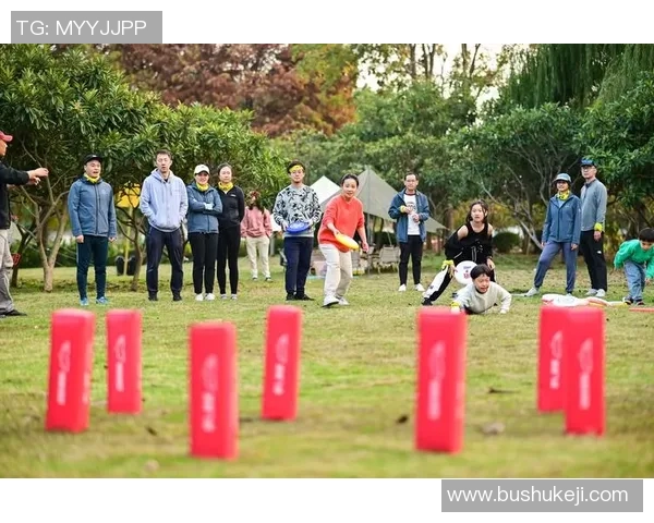 飞盘热潮席卷上海飞盘队技术革新引领新风尚 飞盘热潮席卷上海飞盘队技术革新引领新风尚